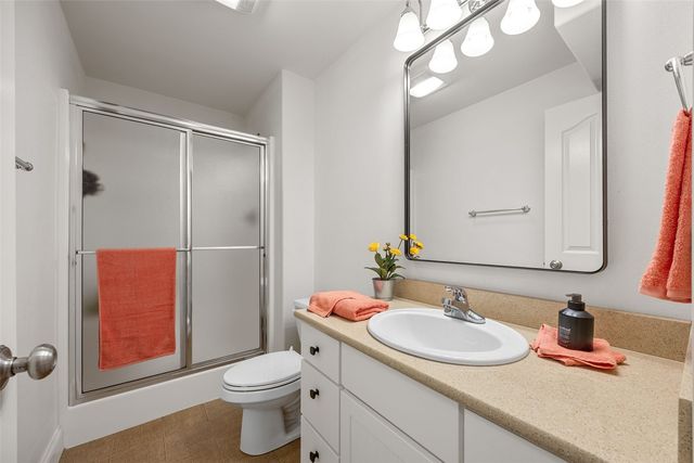 3991 NE Roberts Ridge, Iowa City, IA 52240