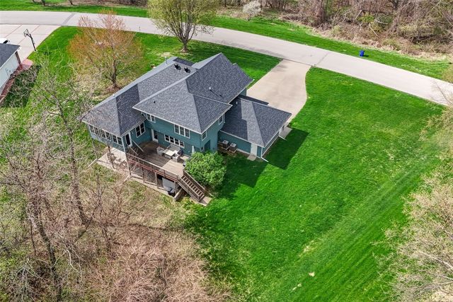 3991 NE Roberts Ridge, Iowa City, IA 52240