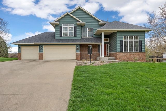 3991 NE Roberts Ridge, Iowa City, IA 52240
