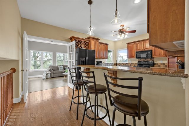 3991 NE Roberts Ridge, Iowa City, IA 52240