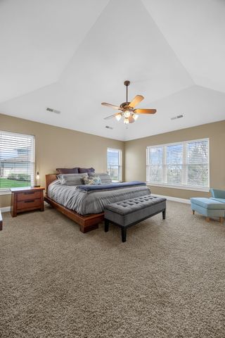 3991 NE Roberts Ridge, Iowa City, IA 52240