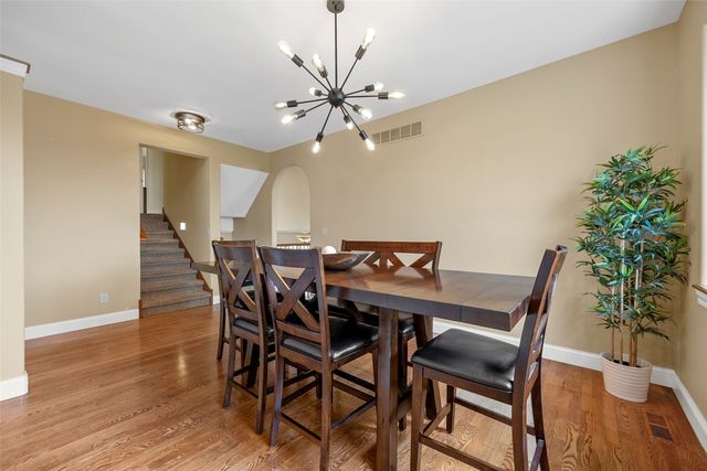 3991 NE Roberts Ridge, Iowa City, IA 52240