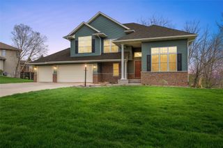 3991 NE Roberts Ridge, Iowa City, IA 52240