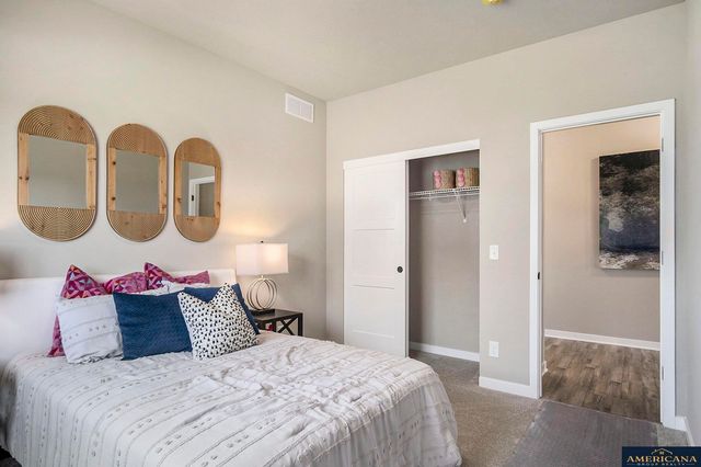 17754 Greenfield Street, Omaha, NE 68136