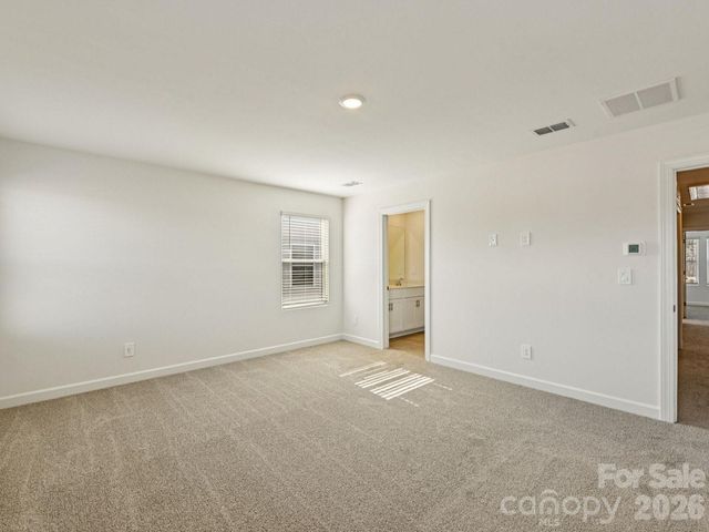 9005 Foggy Brook Loop 0129, Charlotte, NC 28216