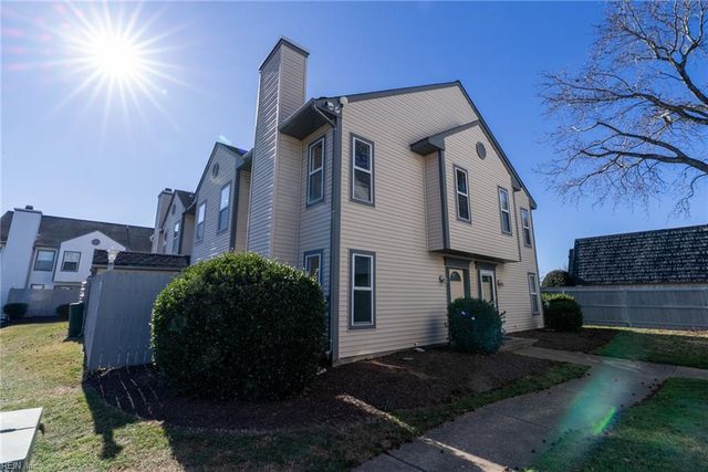 737 Gemstone CT, Virginia Beach, VA 23462