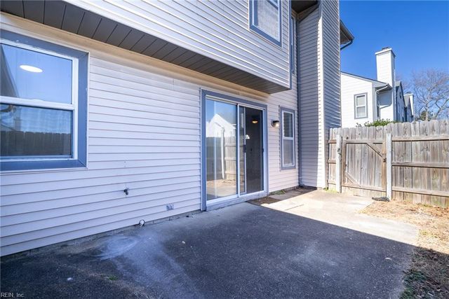 737 Gemstone CT, Virginia Beach, VA 23462