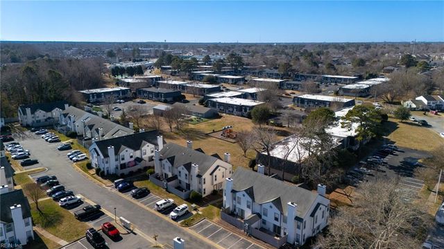 737 Gemstone CT, Virginia Beach, VA 23462
