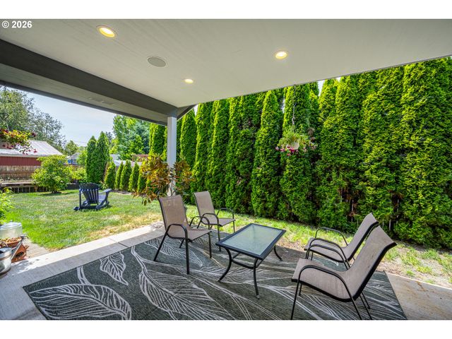 355 RIVER LOOP 2, Eugene, OR 97404