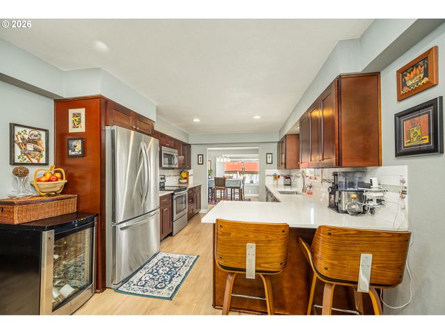 355 RIVER LOOP 2, Eugene, OR 97404