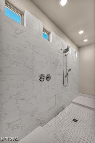 8528 Baltimore Heights Court, Las Vegas, NV 89113