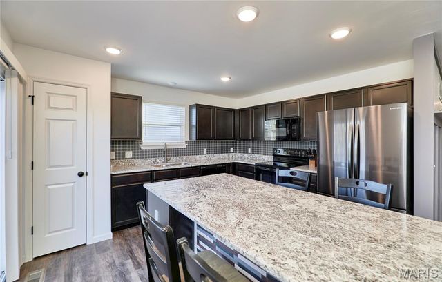 2144 Henley Woods Drive, Arnold, MO 63010