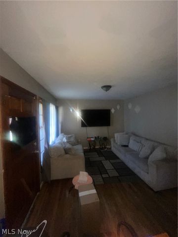 307 Marion Drive, Bedford, OH 44146