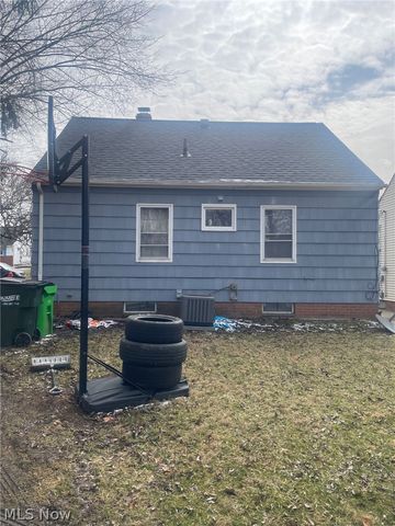 307 Marion Drive, Bedford, OH 44146