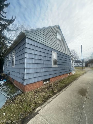 307 Marion Drive, Bedford, OH 44146