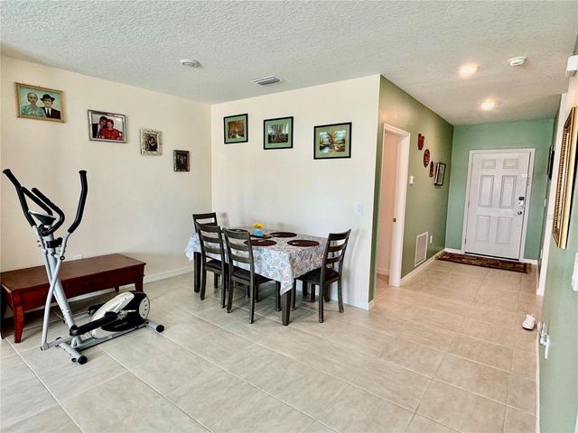 993 CALICO POINTE CIRCLE, Groveland, FL 34736