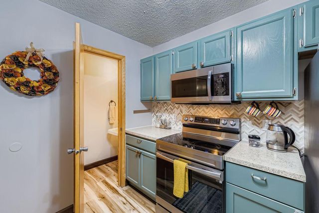 1830 121st Lane NW 611, Coon Rapids, MN 55448