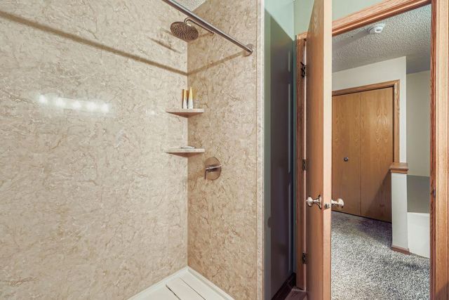 1830 121st Lane NW 611, Coon Rapids, MN 55448