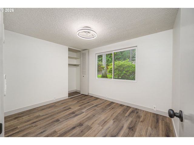 67 WESTBROOK Way, Eugene, OR 97405