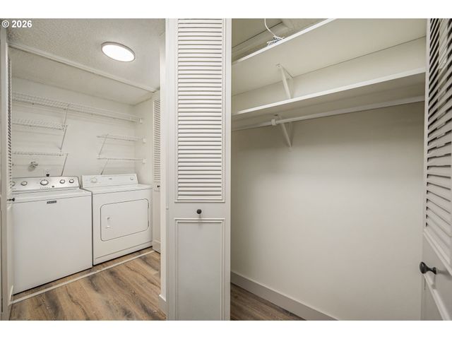 67 WESTBROOK Way, Eugene, OR 97405