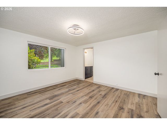 67 WESTBROOK Way, Eugene, OR 97405