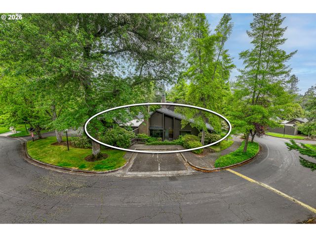 67 WESTBROOK Way, Eugene, OR 97405