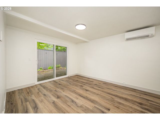 67 WESTBROOK Way, Eugene, OR 97405