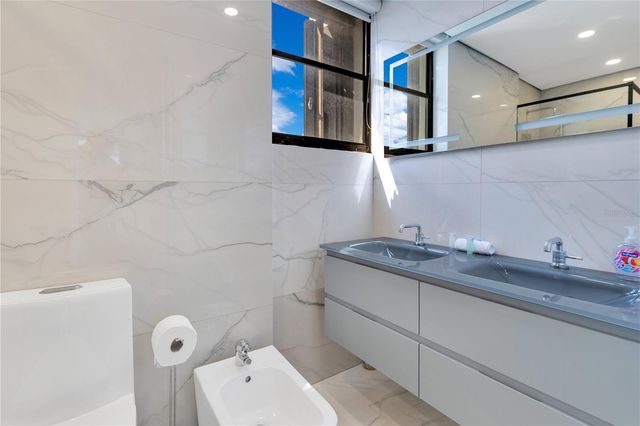 2368 CALLE LAUREL 7-E, San Juan, PR 00913