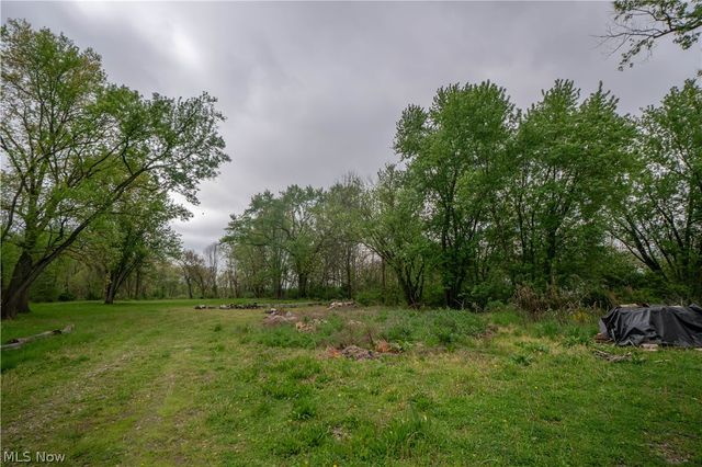 8242-8244 Navarre Road SW, Massillon, OH 44646