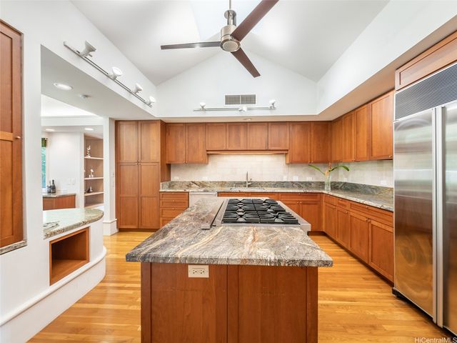 3124 Noela Drive, Honolulu, HI 96815