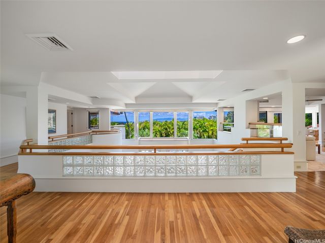 3124 Noela Drive, Honolulu, HI 96815