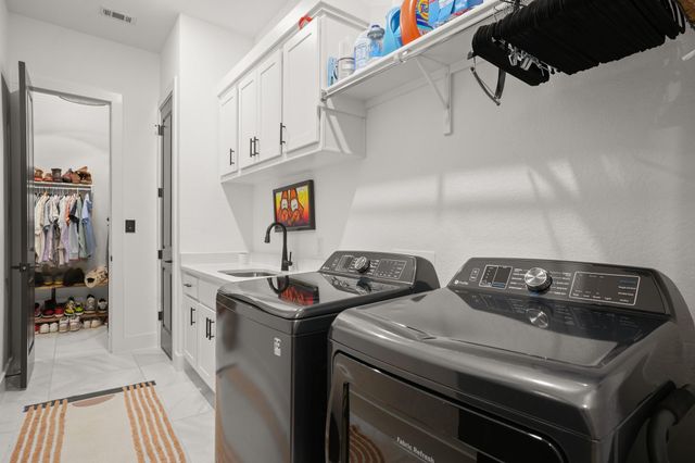 154 Little Stream CV, Austin, TX 78737