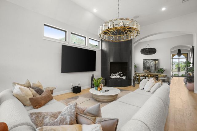 154 Little Stream CV, Austin, TX 78737