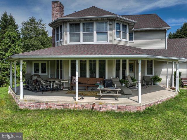 100 ESHELMAN LN, Mohnton, PA 19540