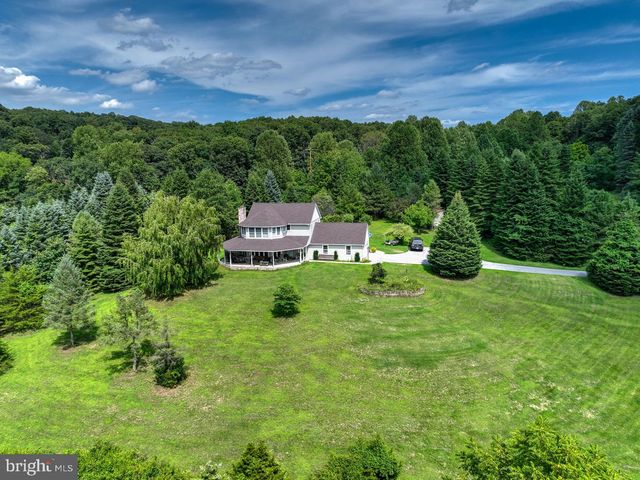 100 ESHELMAN LN, Mohnton, PA 19540