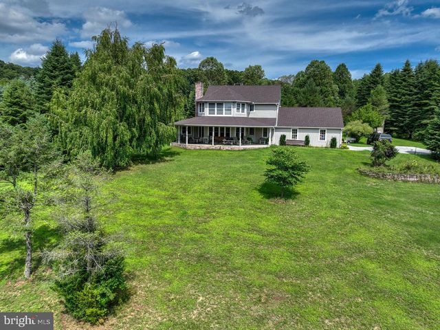 100 ESHELMAN LN, Mohnton, PA 19540