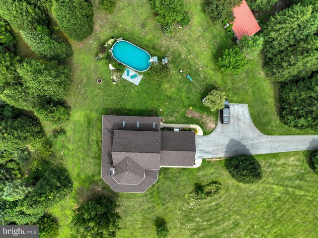 100 ESHELMAN LN, Mohnton, PA 19540