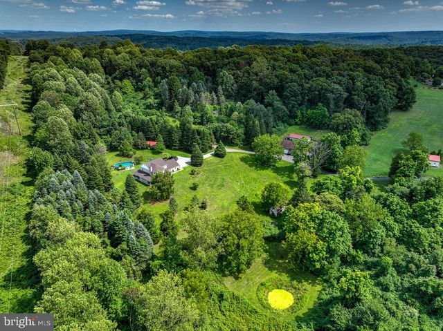 100 ESHELMAN LN, Mohnton, PA 19540