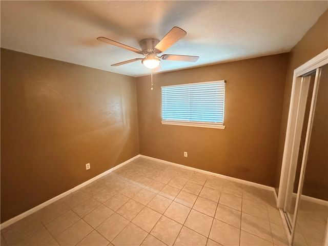 3206 Meadow Ridge Dr, Corpus Christi, TX 78418