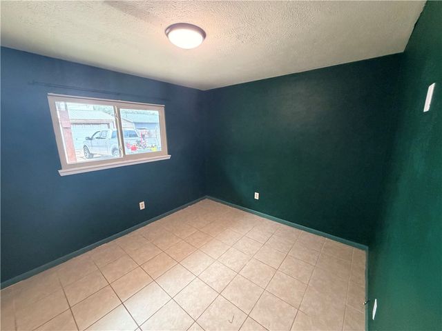 3206 Meadow Ridge Dr, Corpus Christi, TX 78418