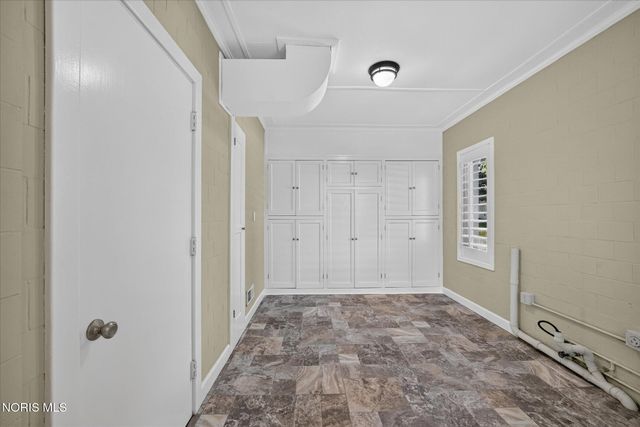 2708 Riverview Drive, Maumee, OH 43537