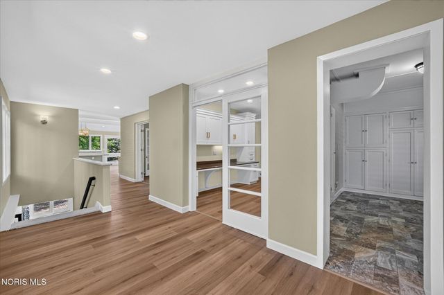 2708 Riverview Drive, Maumee, OH 43537