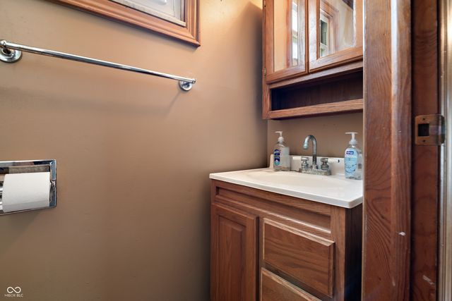 63 E County Road 951 S, Clayton, IN 46118