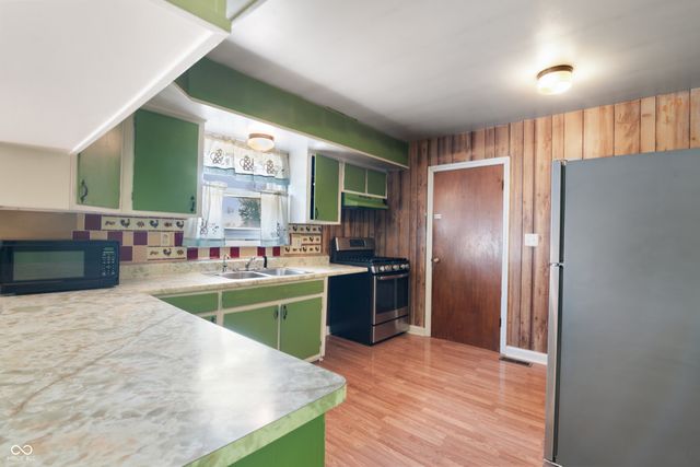 63 E County Road 951 S, Clayton, IN 46118
