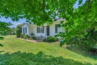 1845 Cromwell Dr, Murfreesboro, TN 37128