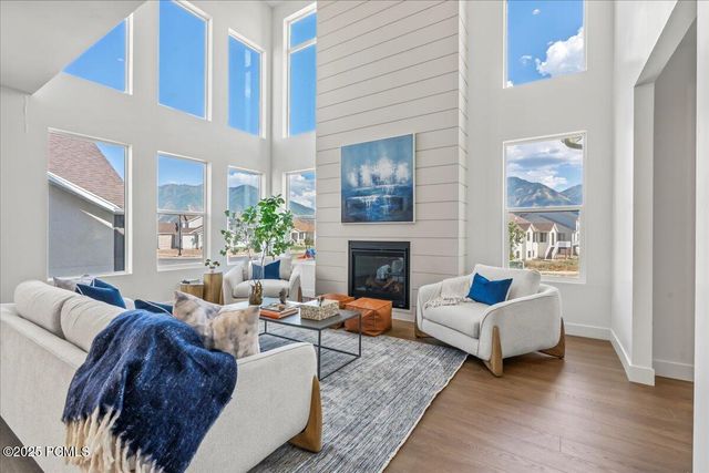 115 E 100 E, Midway, UT 84049