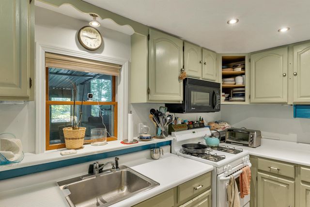 26 Wood Terrace, Northwood, NH 03261