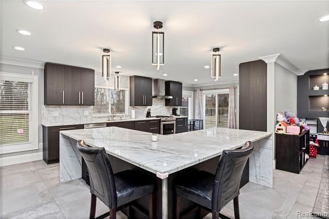 15879 Millar Road, Clinton Township, MI 48036