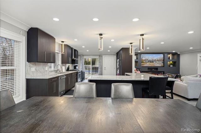 15879 Millar Road, Clinton Township, MI 48036