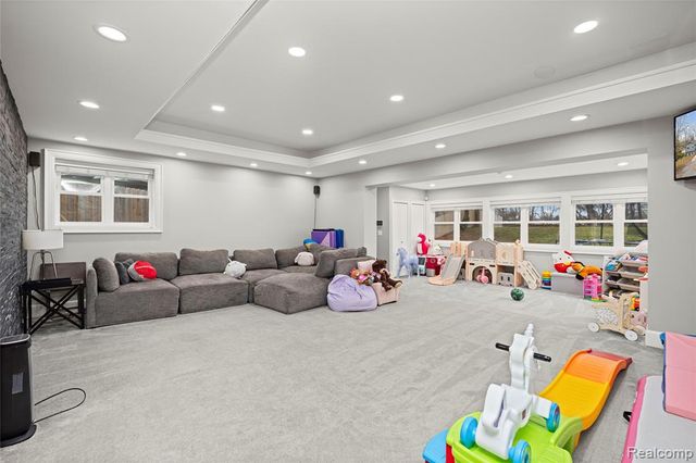 15879 Millar Road, Clinton Township, MI 48036